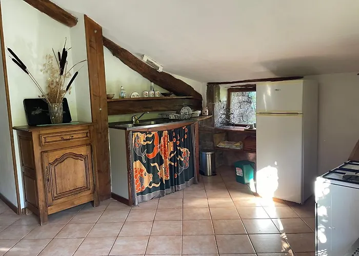 Pensión Des Monts 3*