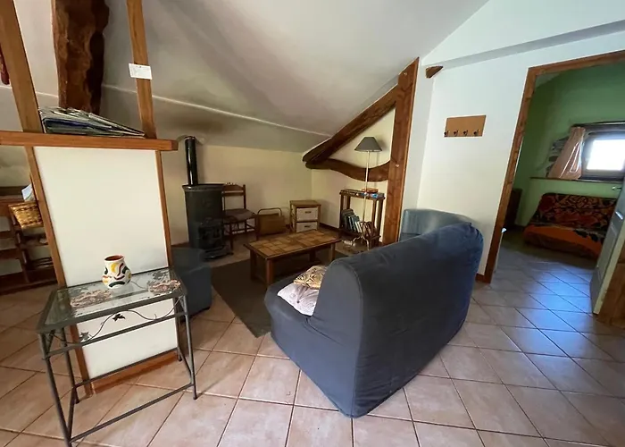 Pensión Des Monts 3*