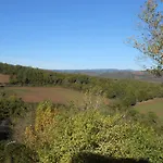 Des Monts 3*