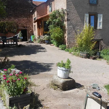 Des Monts Saint-Izaire